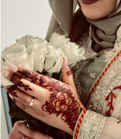 نقش الحناء للعروس